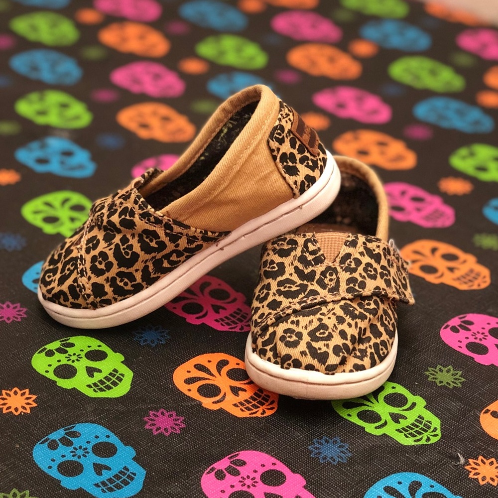 Toms Shoes leopard